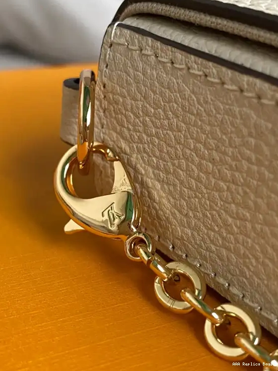 Aaa replica bags POCHETTE VUITTON FÉLICIE LOUIS 0622